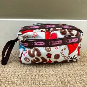 🦋  LeSportsac Small Toiletry Travel Bag​